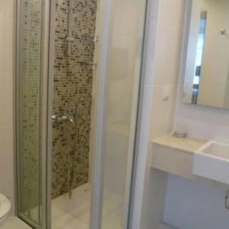Babylon 40 - 1 Bed Private Sleeps Up To 4